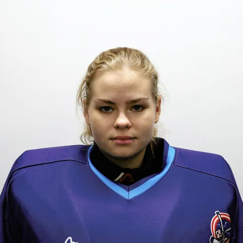 Алина Попкова
