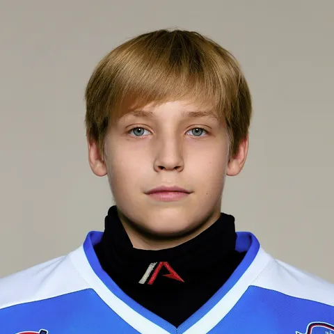 Максим Андреев