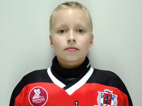 Андрей Попов