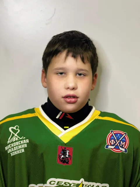 Динар Гафуров