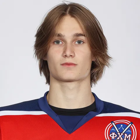 Арсений Савин