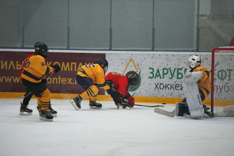 Фото 8: Авангард-2014 – Атлант – 5:1