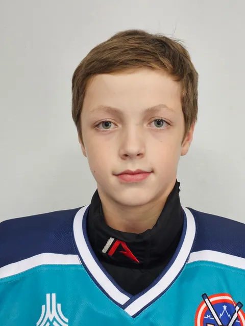 Глеб Деломудров